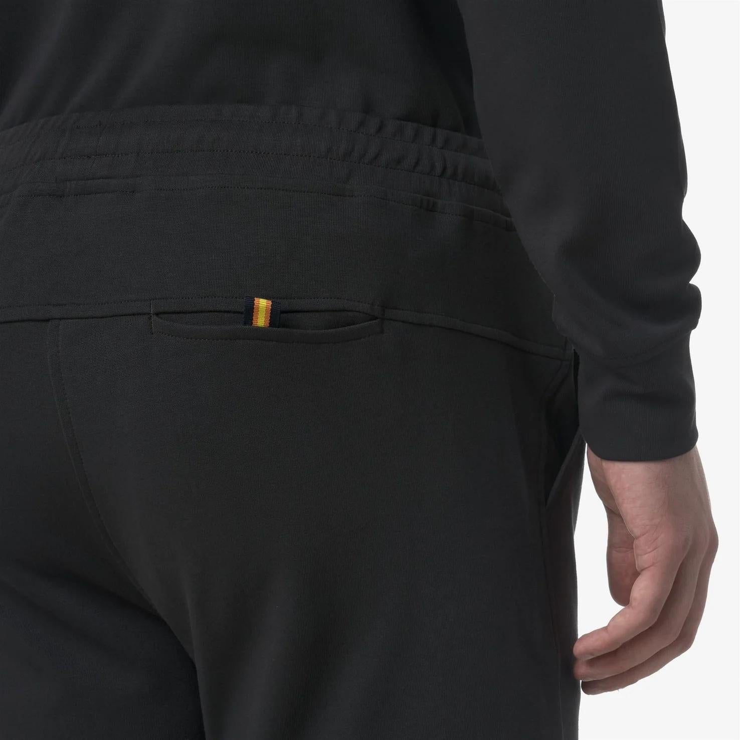 Pantaloni Corti Sportivi Uomo Nero K2122XW USY K-WAY
