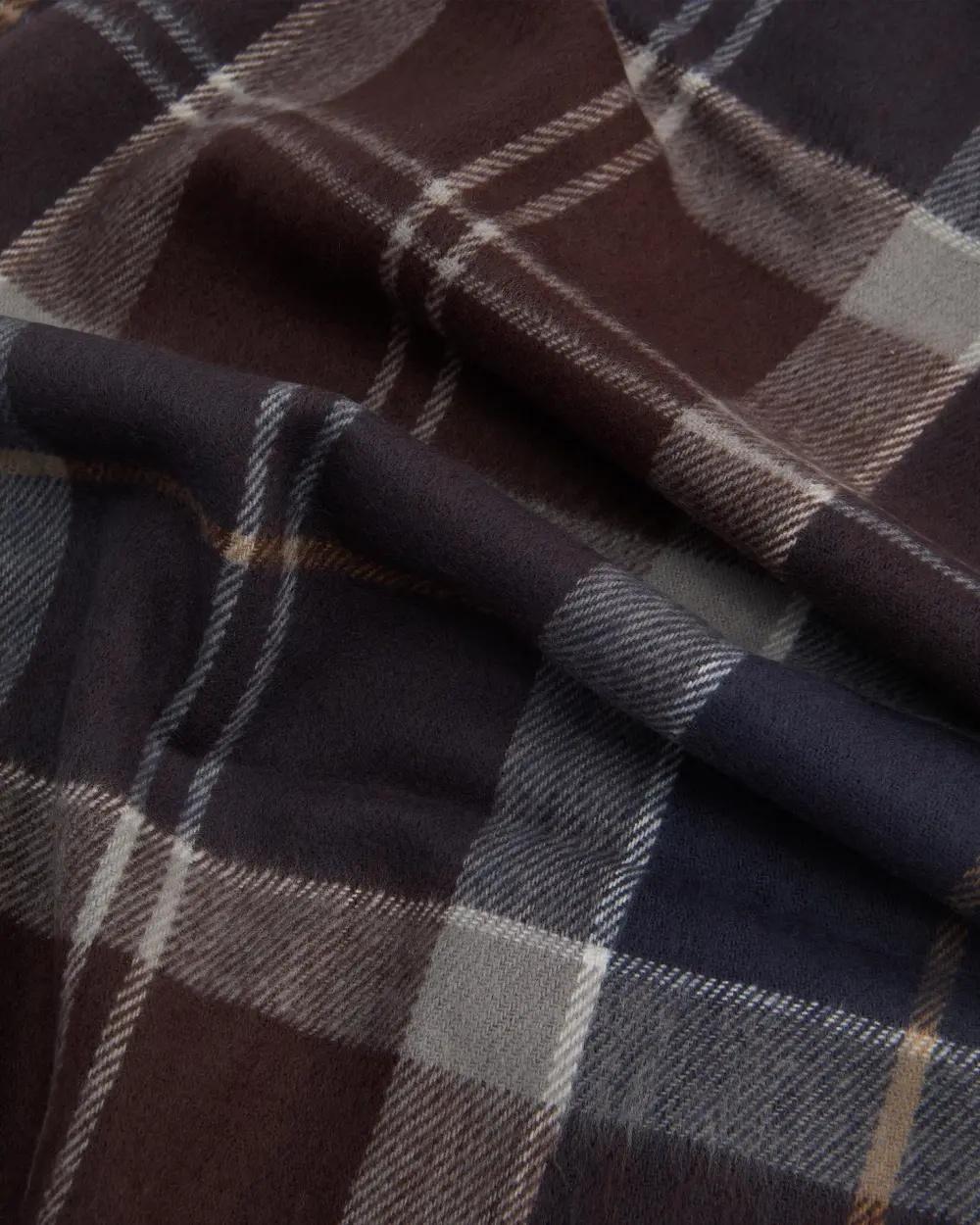 Set regalo con berretto Swinton e sciarpa Galingale MGS0079 TN38 BARBOUR