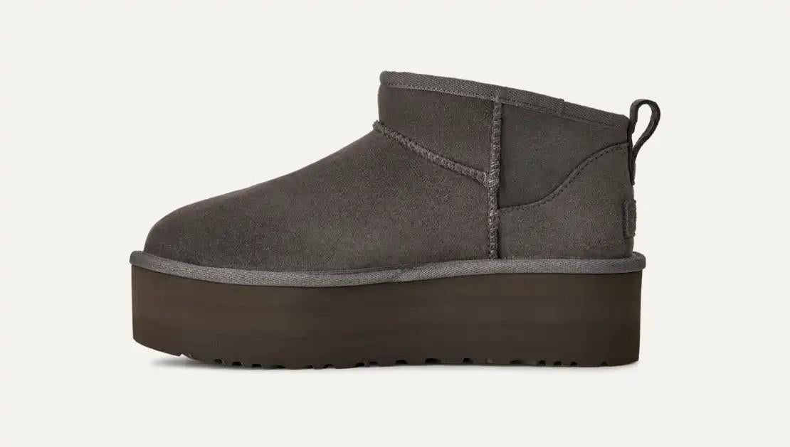 Stivali Classic Ultra Mini Platform 1135092 CHRC UGG
