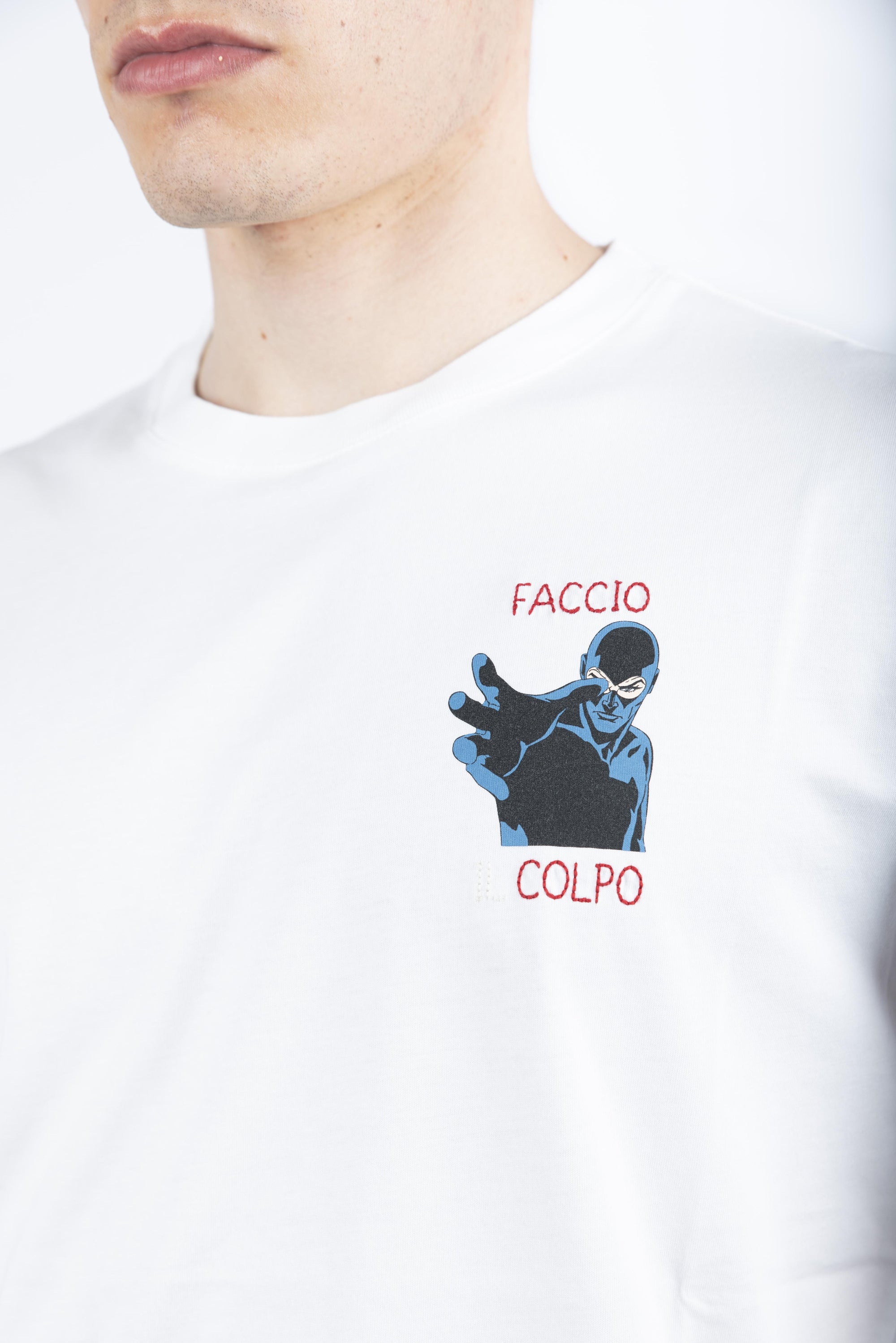 T-shirt Man in cotone con ricamo Special Edition TSHM001 05381H MC2 SAINT BARTH