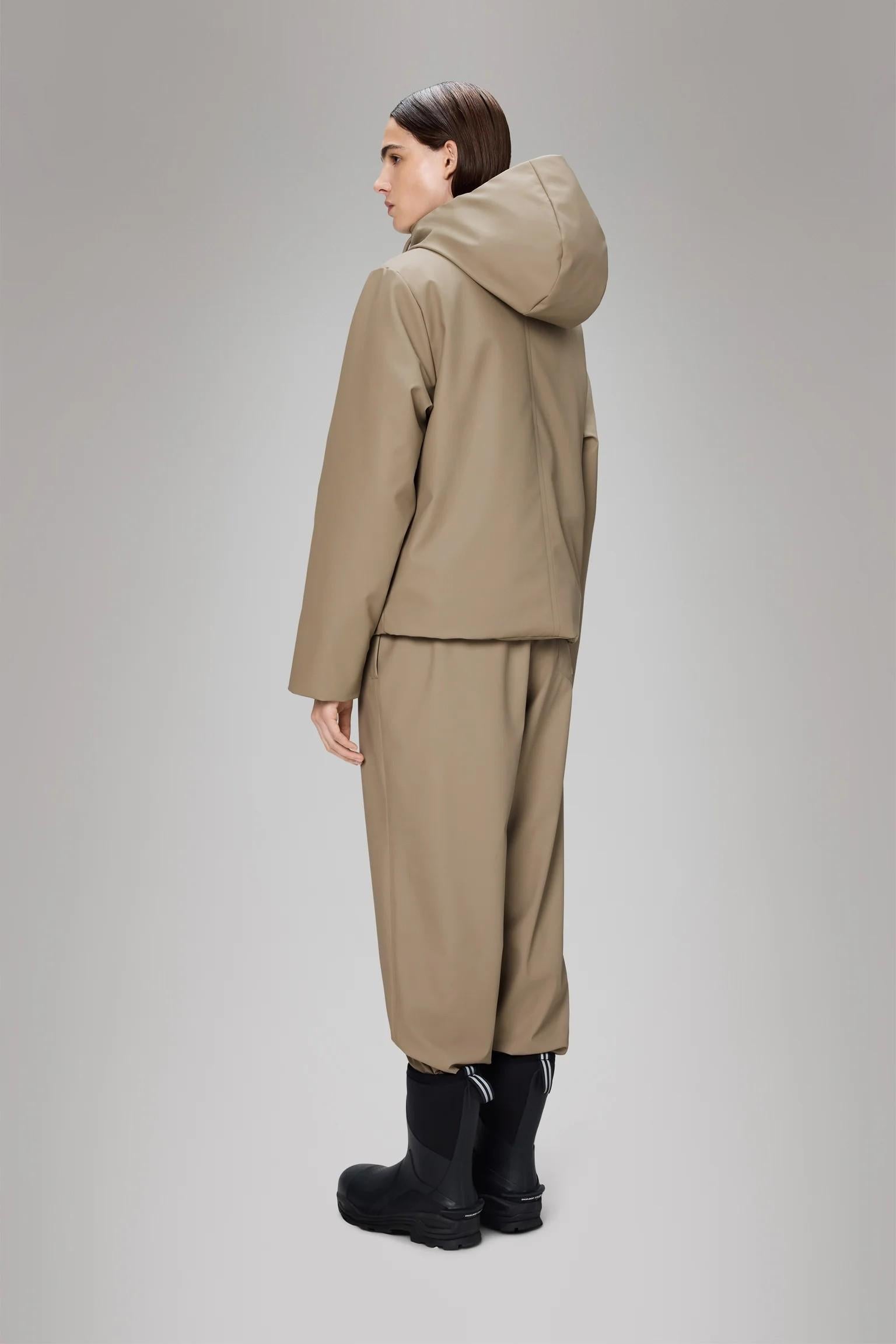 Nome Short W Parka RA21490 BEI RAINS