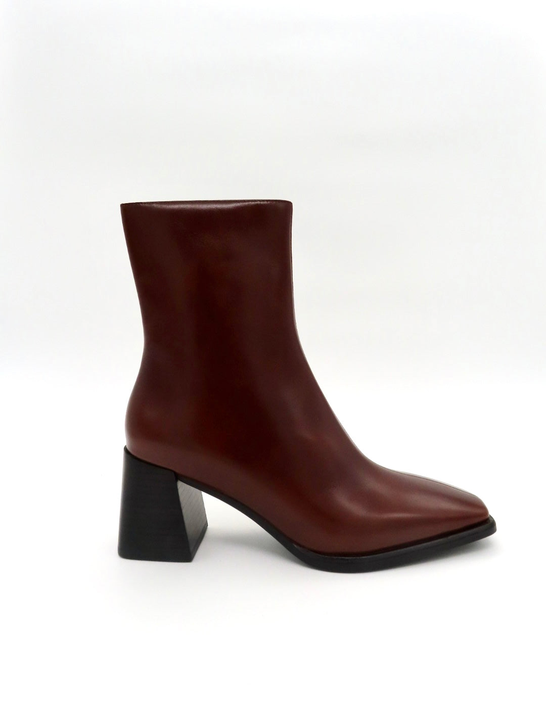 Sherpal-2 JCSJC12022 65 JEFFREY CAMPBELL 
