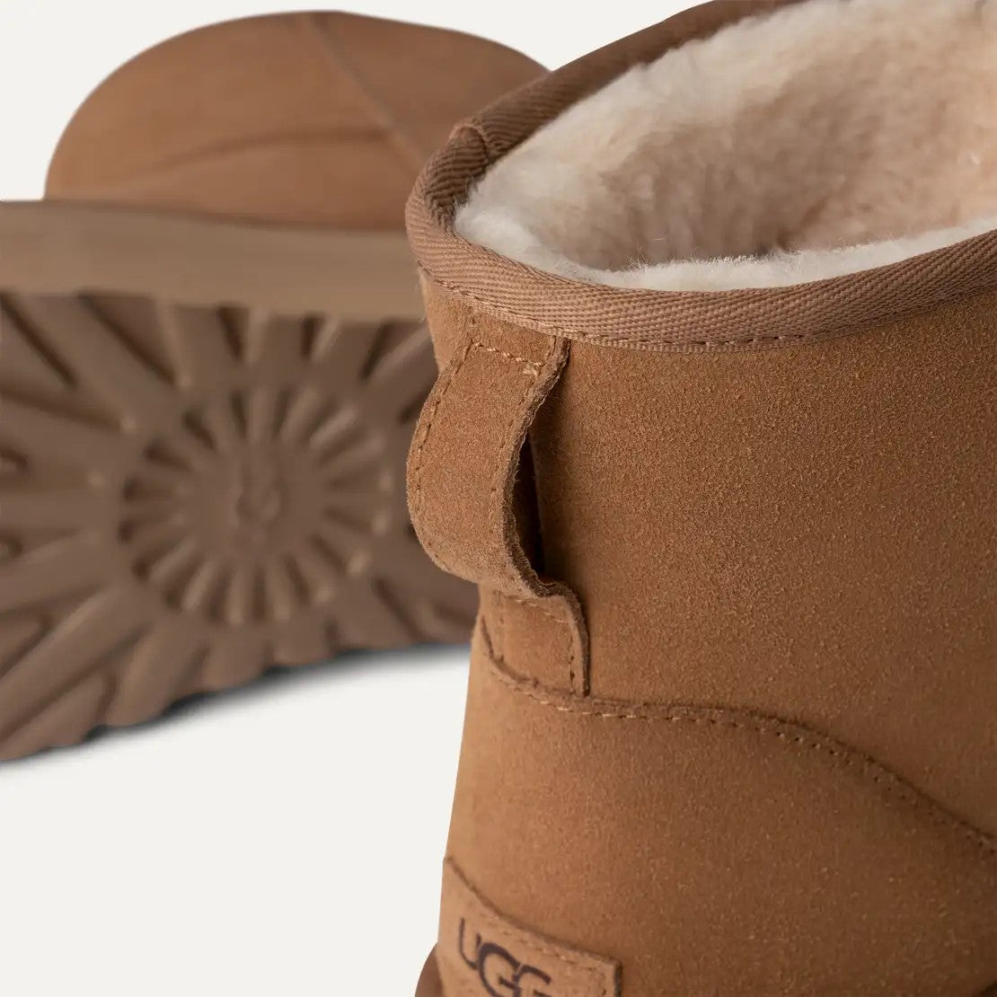 Stivali Classic Mini Platform 1134991 CHE UGG 