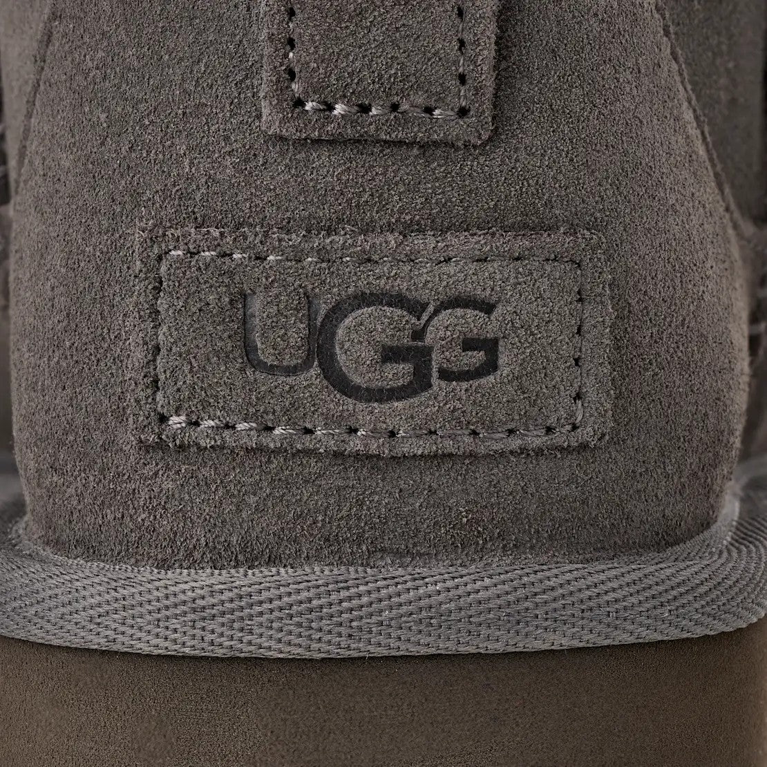 Stivali Classic Ultra Mini Platform 1135092 CHRC UGG 