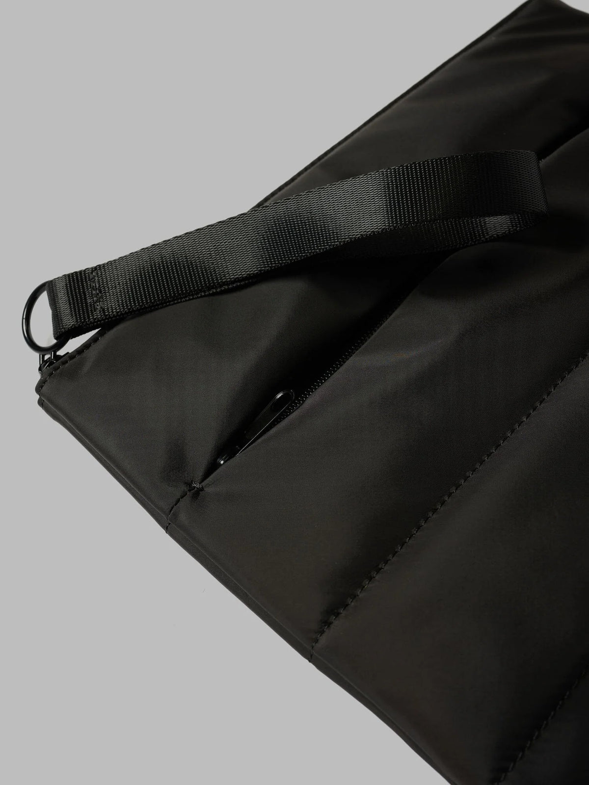 Pochette Cover F6CON01COV BLK BLAUER ACCESSORI 
