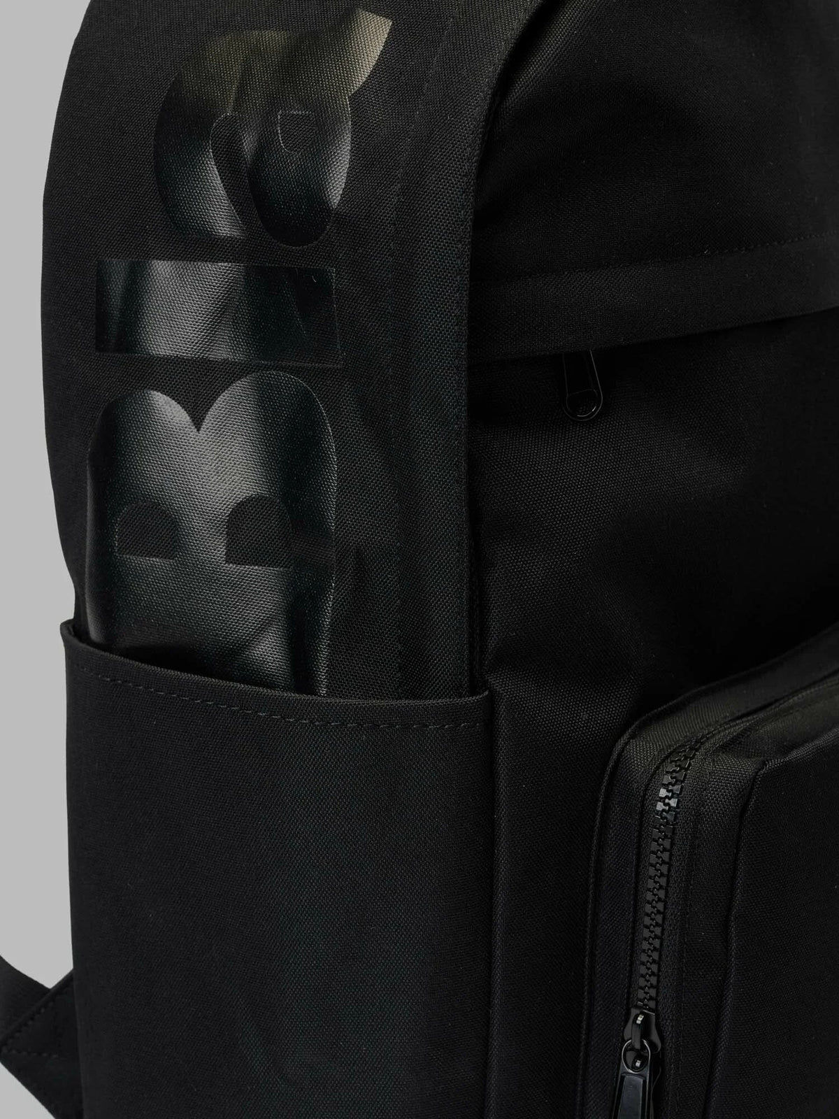 Zaino essential F6EAST01ESS BLK BLAUER ACCESSORI 