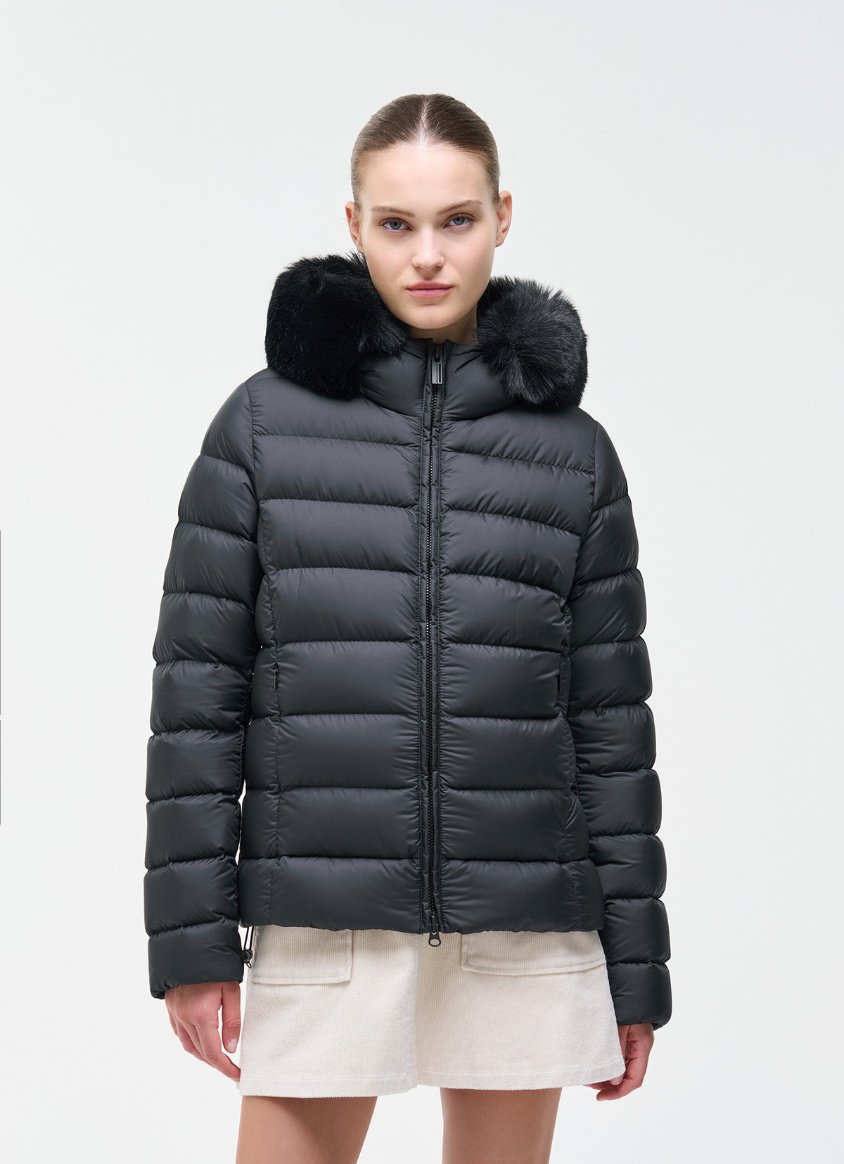 Piumino opaco con pelliccia sintetica 22000039E2XX 99 COLMAR 