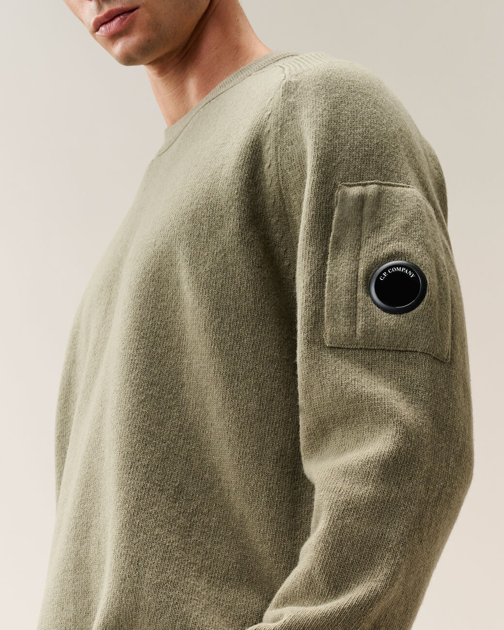 Lambswool Lens Crewneck Sweater 21CMKN085A 356 C.P. COMPANY 
