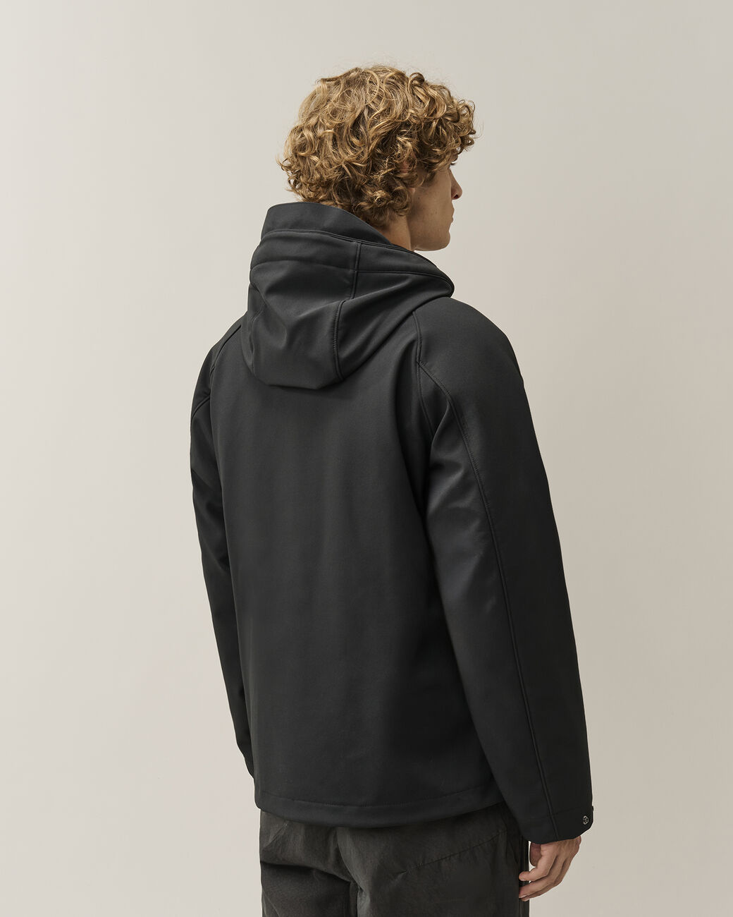 C.P. Shell-R Padded Hooded Lens Jacket 21CMOW004A 999 C.P. COMPANY 