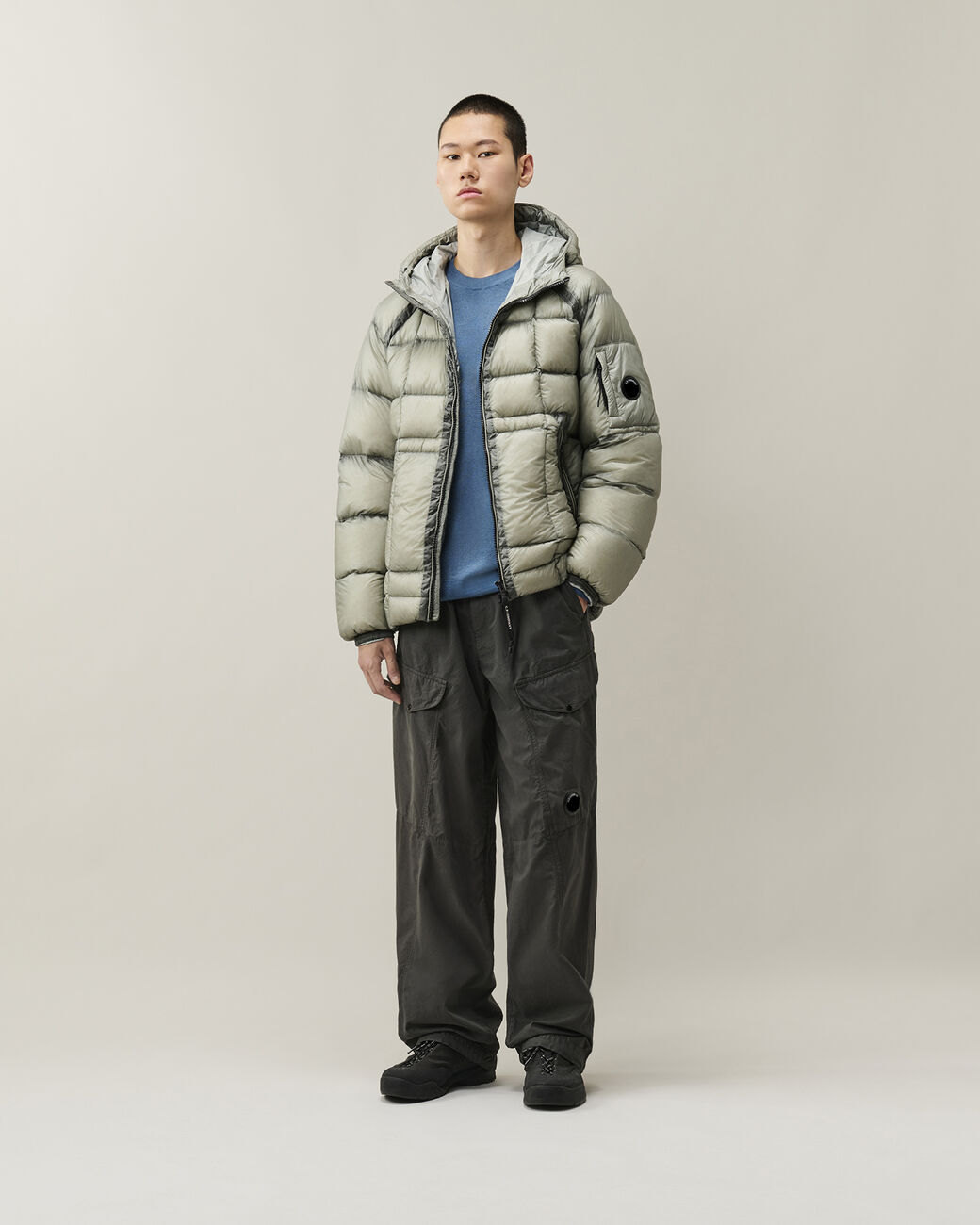 D.D. Shell Hooded Puffer Jacket 21CMOW702A 936 C.P. COMPANY 