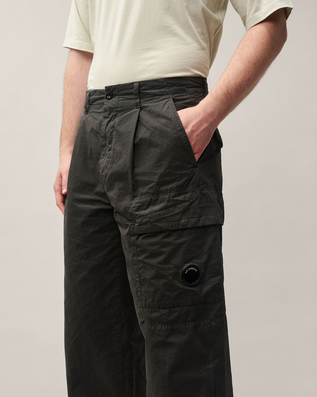 Micro-Reps Boxy Pleats Cargo Pants 21CMPA111A 985 C.P. COMPANY 