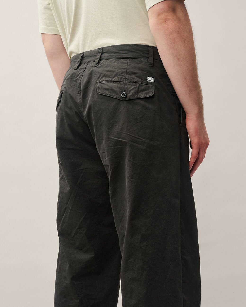Micro-Reps Boxy Pleats Cargo Pants 21CMPA111A 985 C.P. COMPANY 