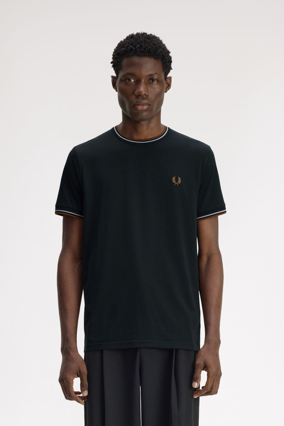 T-shirt con doppia riga M1588V59 78C FRED PERRY 