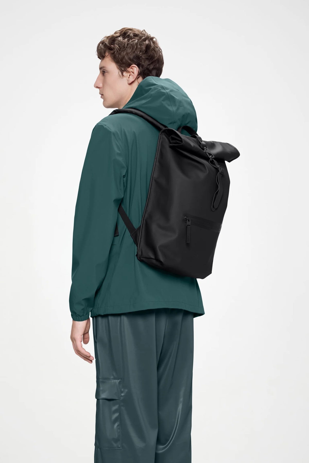 Rolltop Rucksack 13320 01 RAINS 