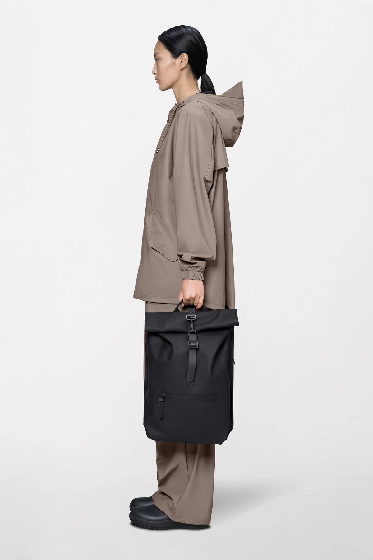 Rolltop Rucksack 13320 01 RAINS 