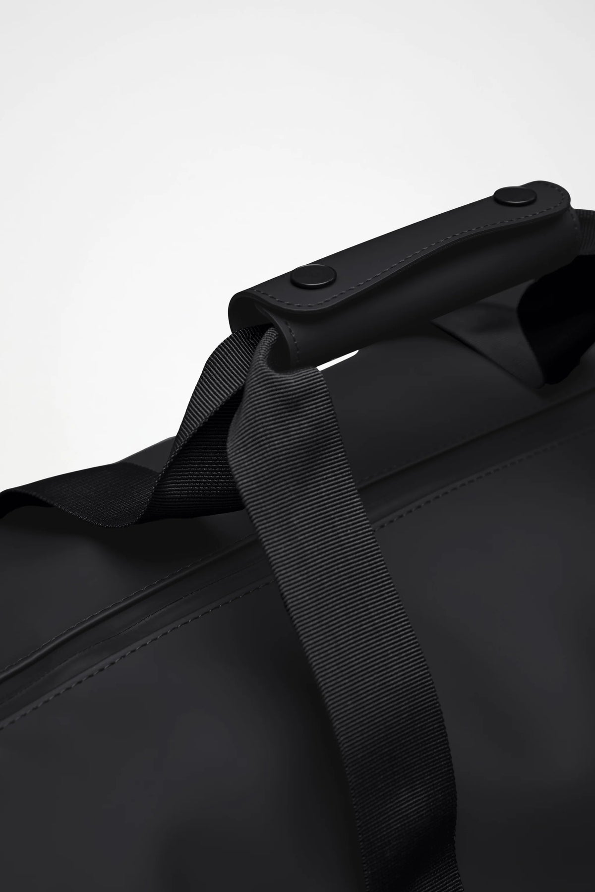 Hilo Weekend Bag Small 14220 01 RAINS 
