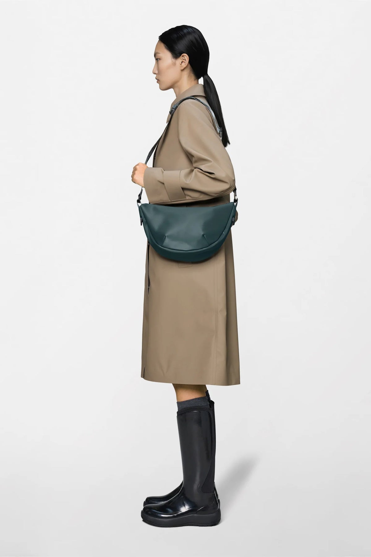 Valera Shoulder Bag 14670 175 RAINS 