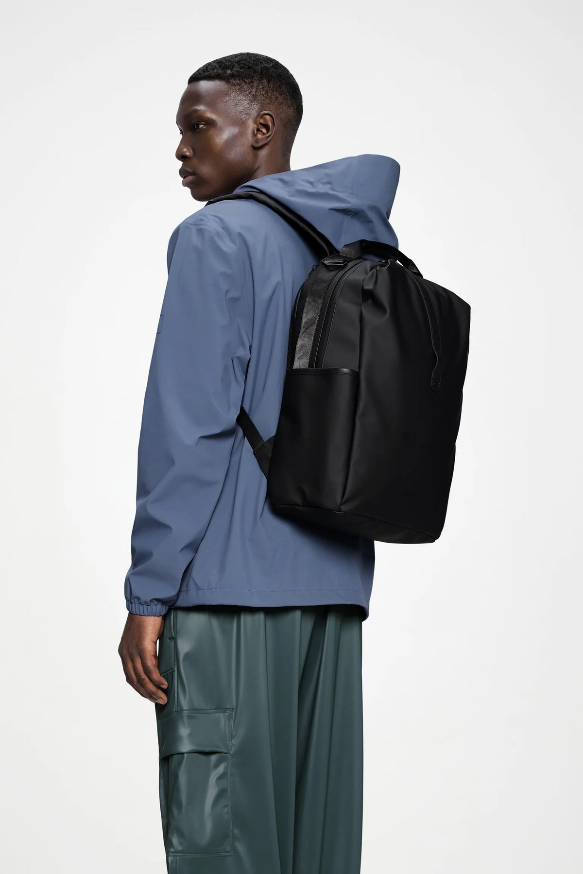 Clip Front Backpack 14890 01 RAINS 