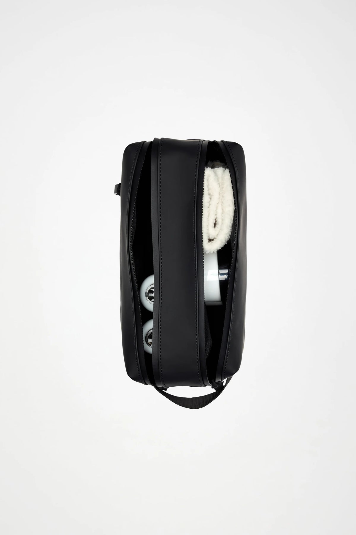 2 Zip Wash Bag 16000 01 RAINS 