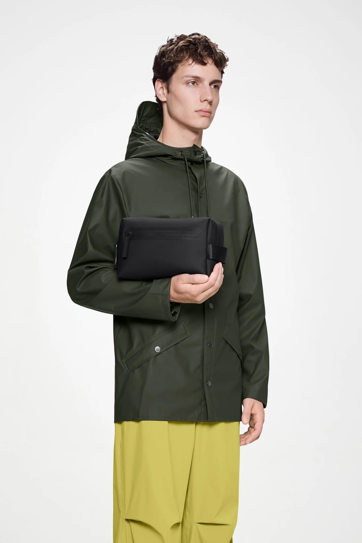2 Zip Wash Bag 16000 01 RAINS 