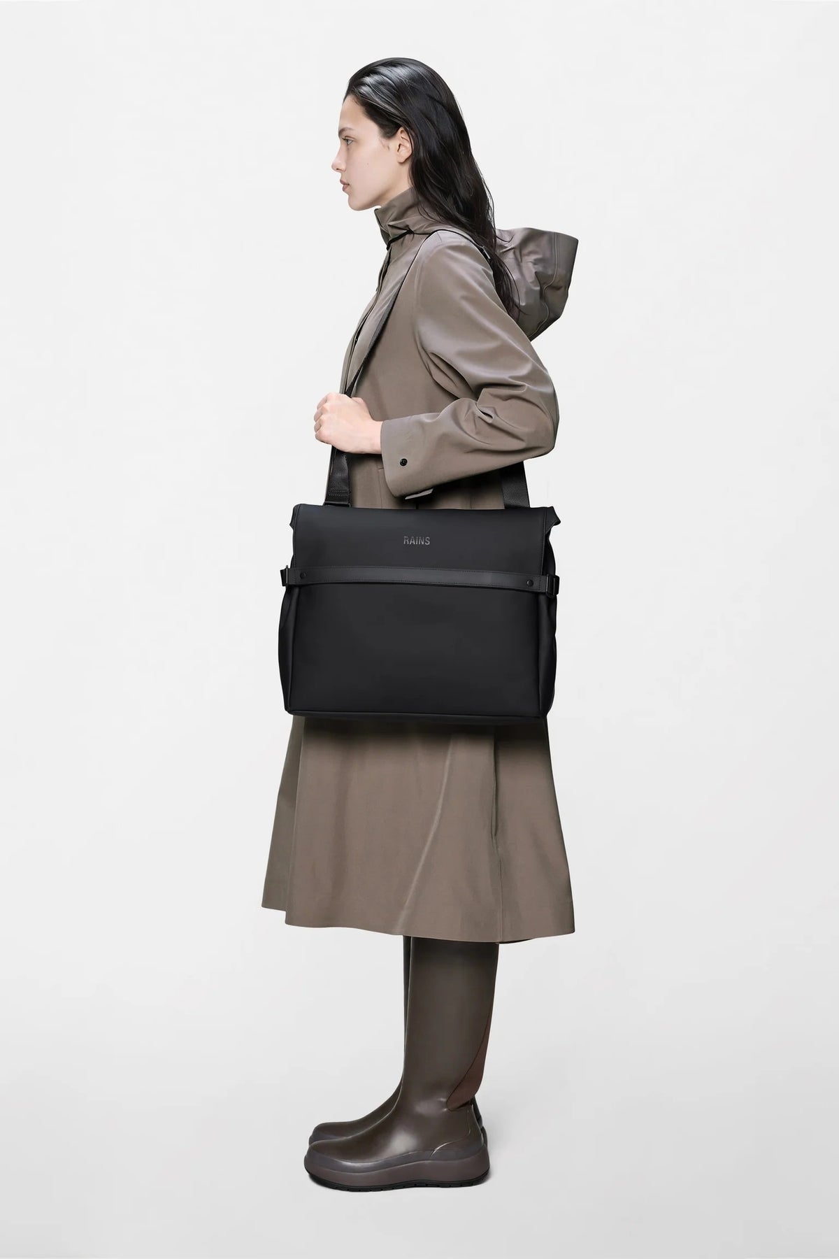 OTG Messenger Bag 16400 01 RAINS 