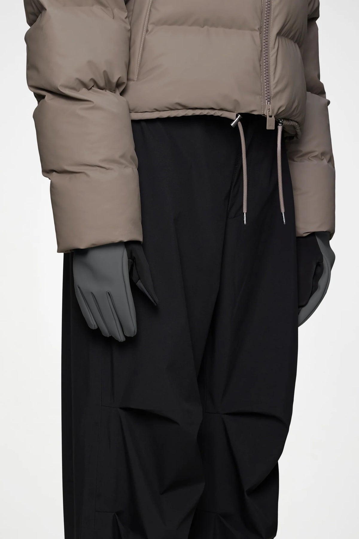 Gloves 16720 01 RAINS 