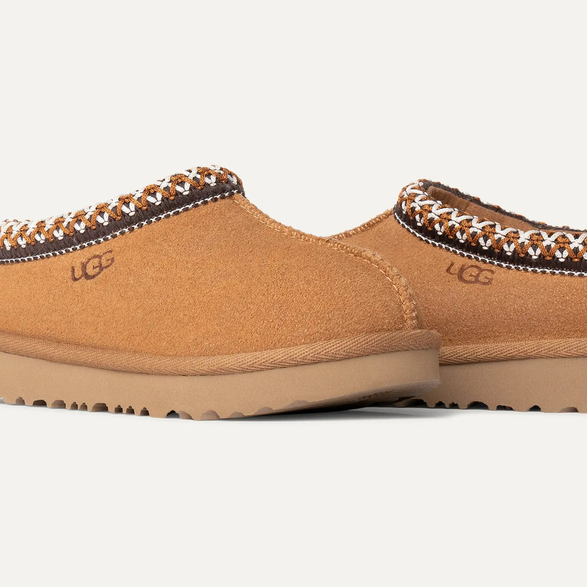 Tasman II 1019066T CHE UGG 