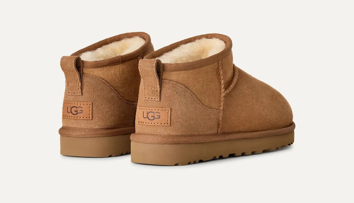 Stivali Classic ultra mini 1116109 CHE UGG 