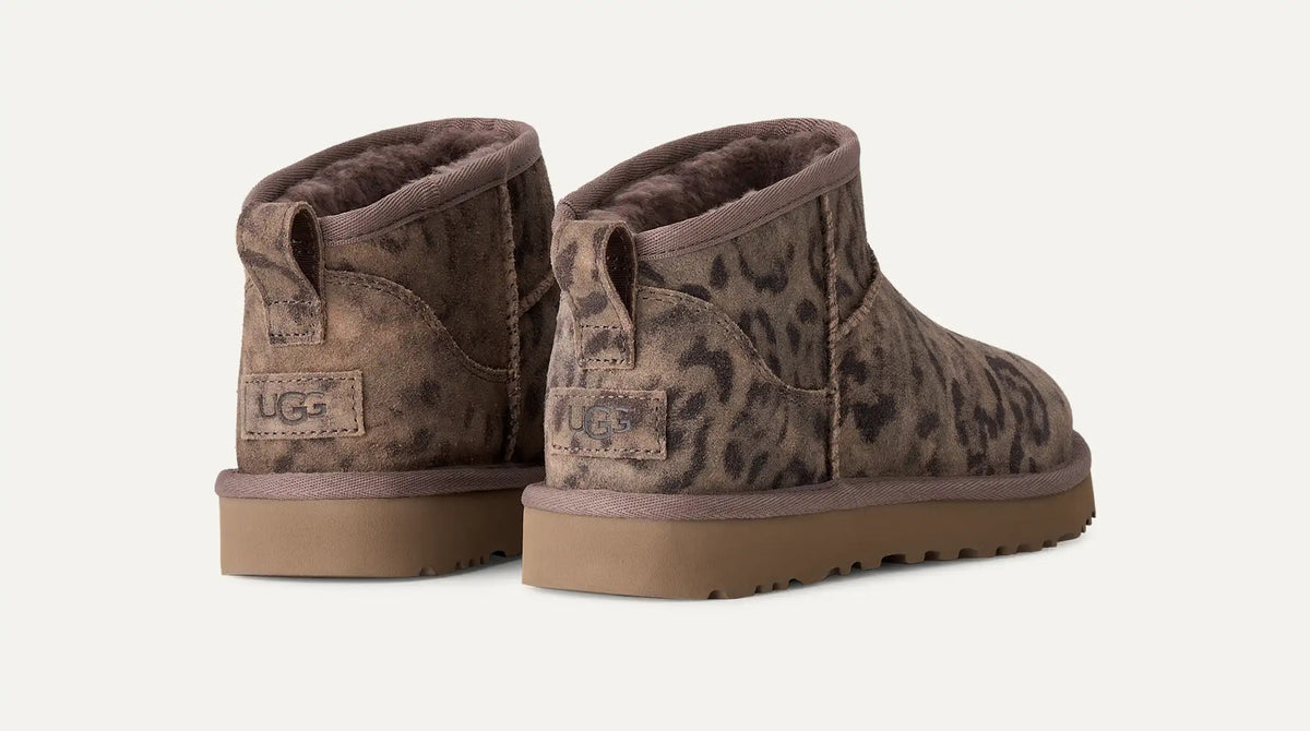 Classic ultra mini spotted boot 1180623 CHE UGG 