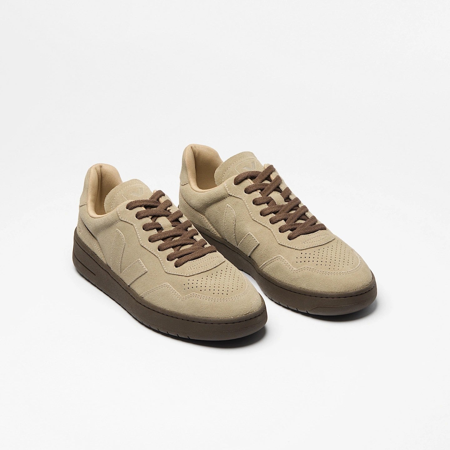 V-90 suede taupe eagle VD0321 729 VEJA 