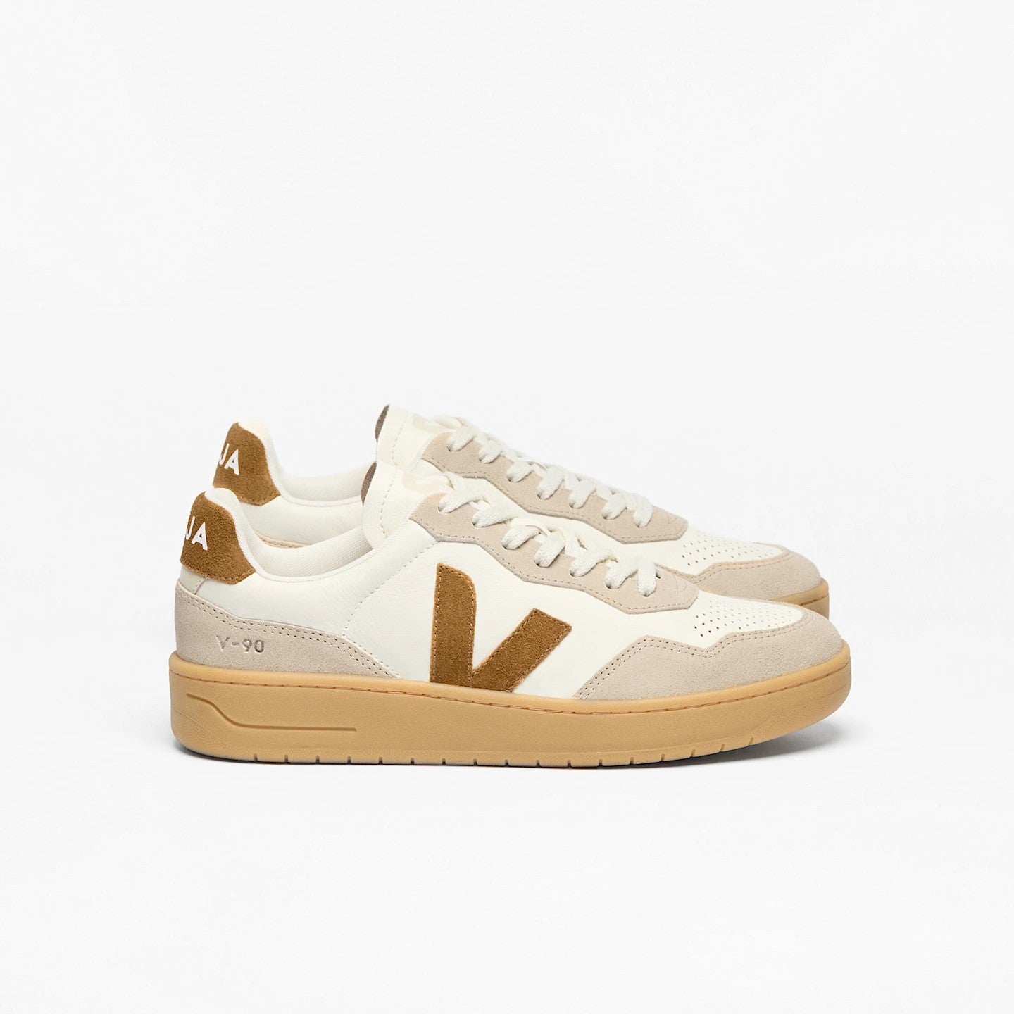 V-90 leather pure camel almond natural VD2020 915 VEJA 