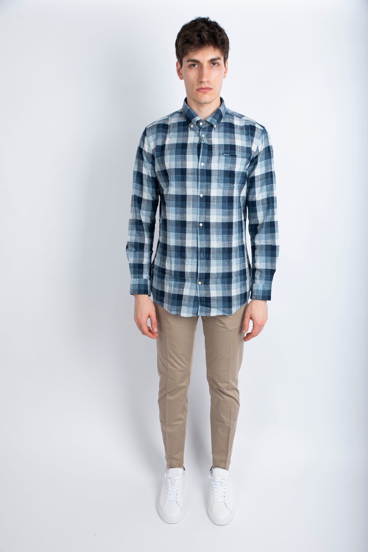 Camicia leggermente aderente Hillroad navy Barbour MSH5450 NY91 BARBOUR 