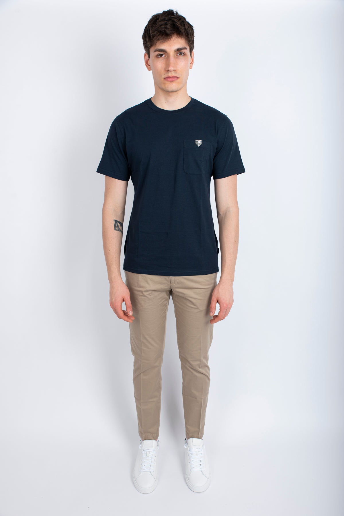 T-shirt Tothill leggermente aderente navy Barbour MTS1419 NY91 BARBOUR 
