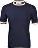 T-shirt in maglia con dettagli blu navy bianco marrone