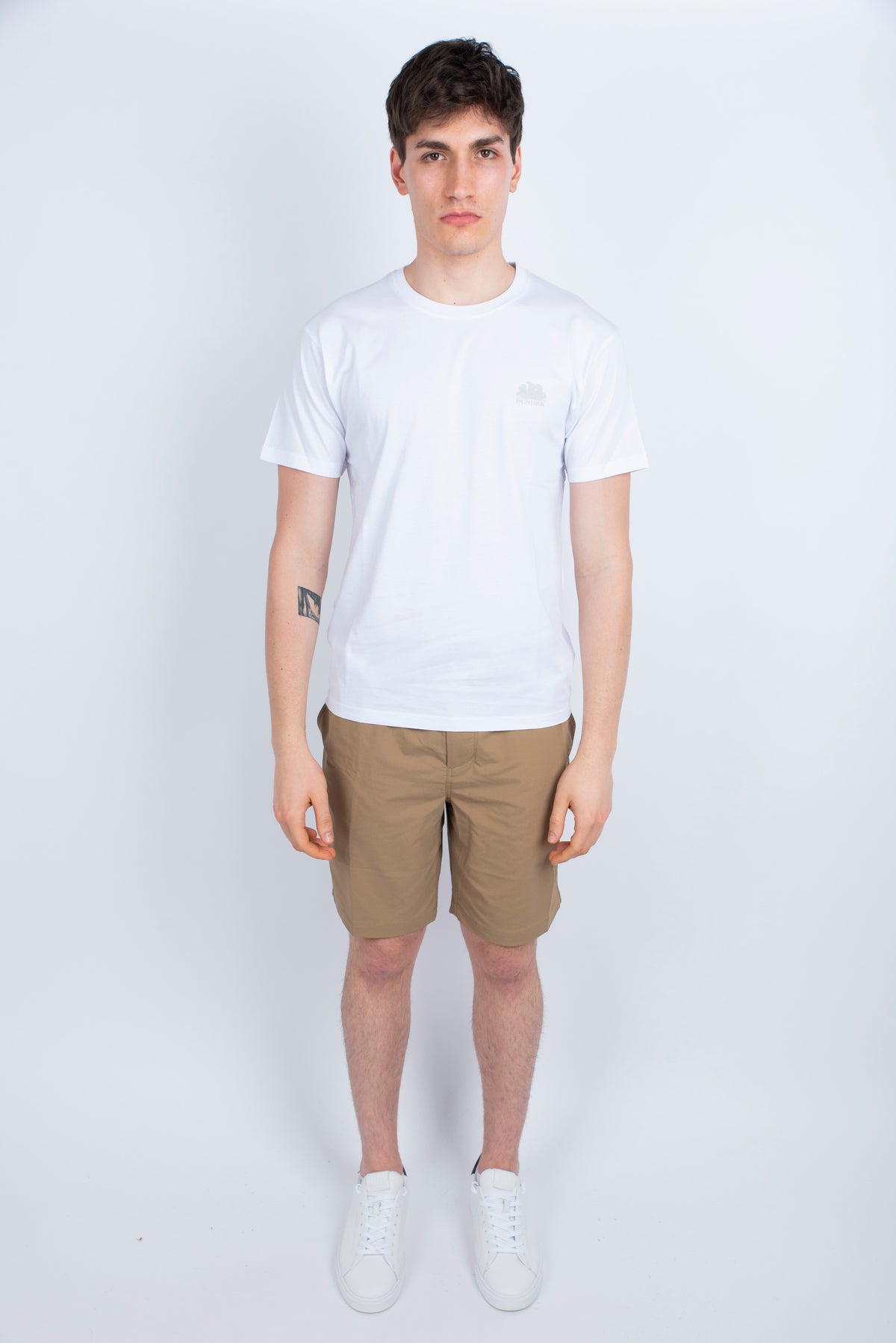 T-shirt girocollo con logo bianca M129TEJ78OT 00600 SUNDEK 
