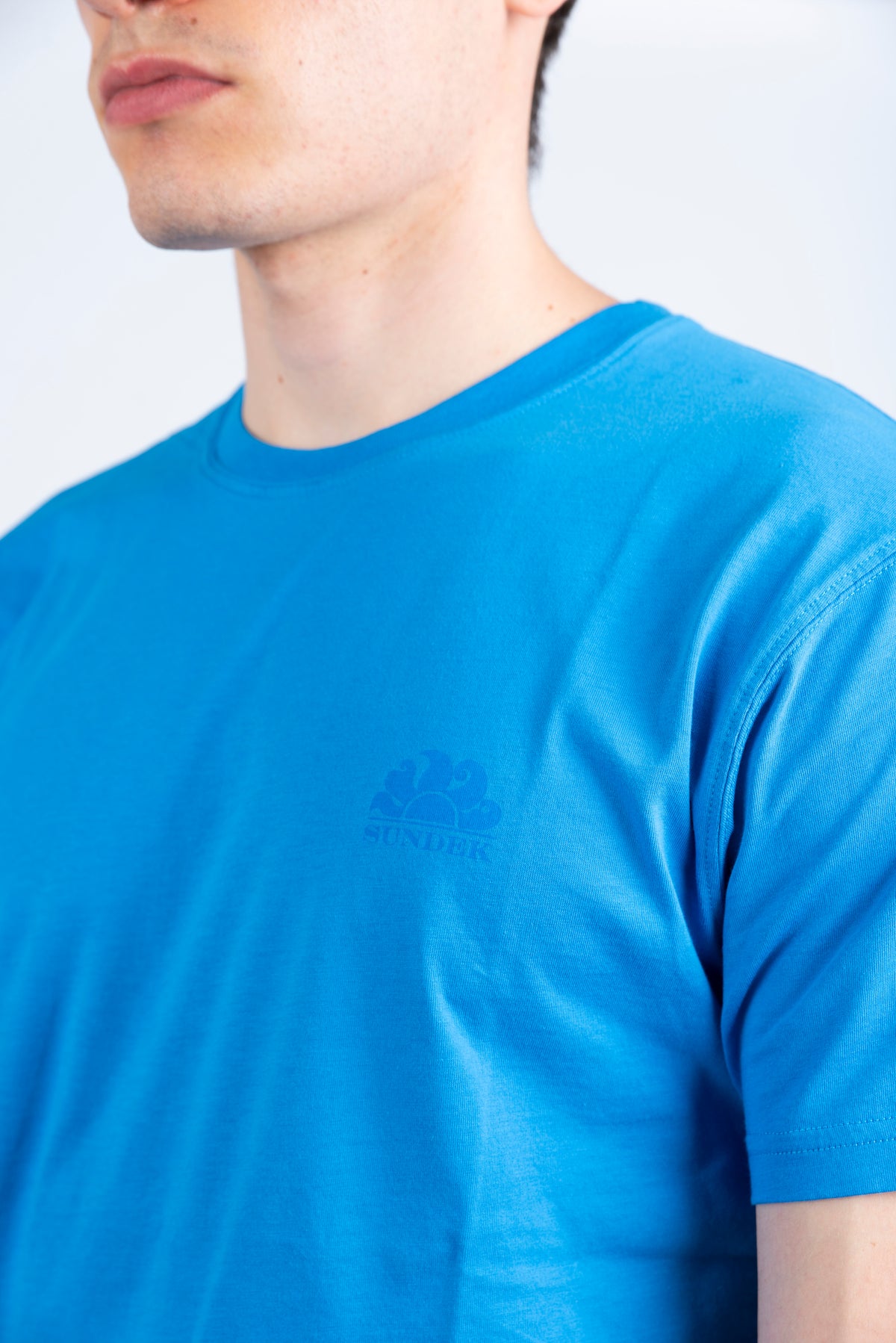 T-shirt girocollo con logo blu M129TEJ78OT A6600 SUNDEK 