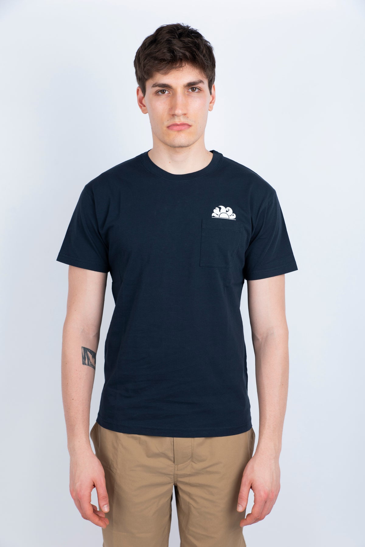 T-shirt con tasca navy M609TEJ7800 00701 SUNDEK 