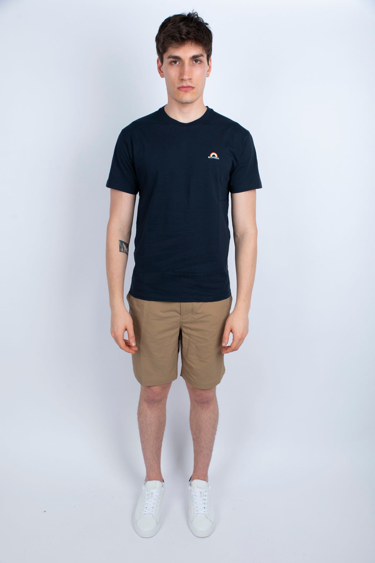 T-shirt con ricamo Arcobaleno navy M677TEJS800 00701 SUNDEK 