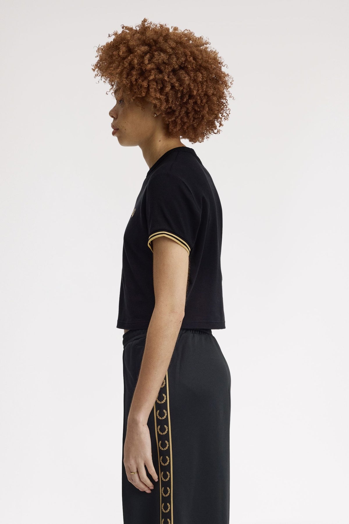 T-shirt in piqué Supima® con doppia riga G217157 90A FRED PERRY 