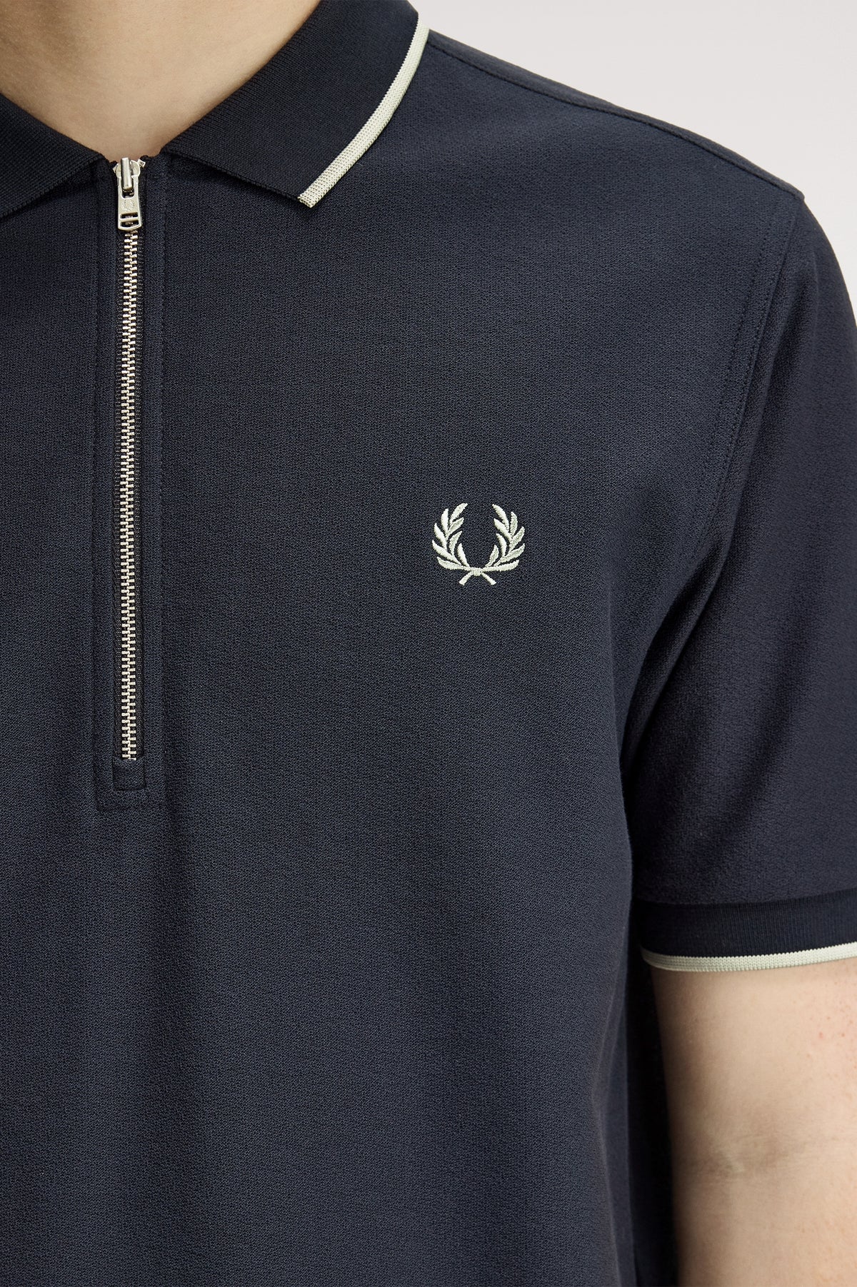 Polo in piqué crêpe M238357 608 FRED PERRY 