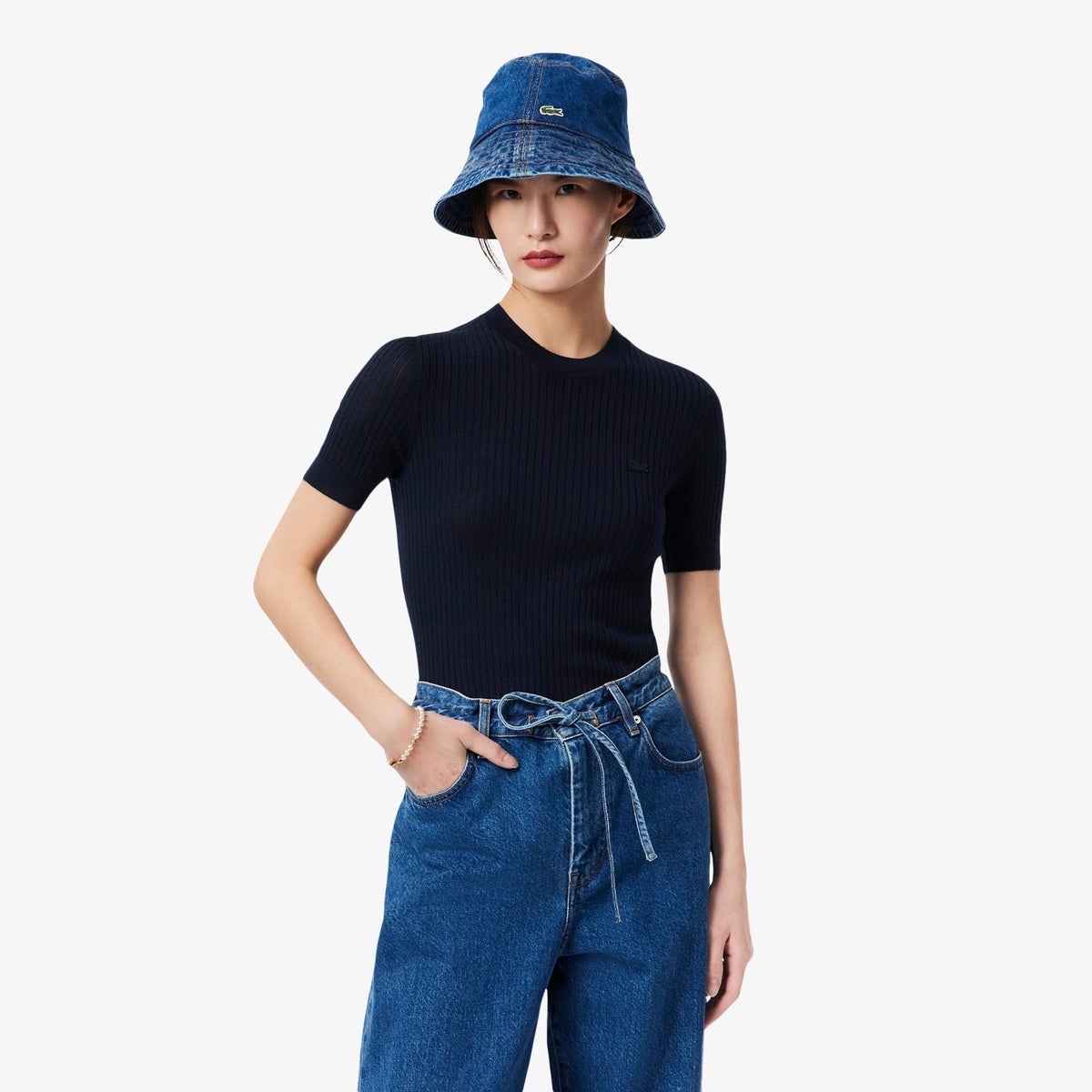 Maglione a maniche corte in lana merinos a coste AF4146 166 LACOSTE 