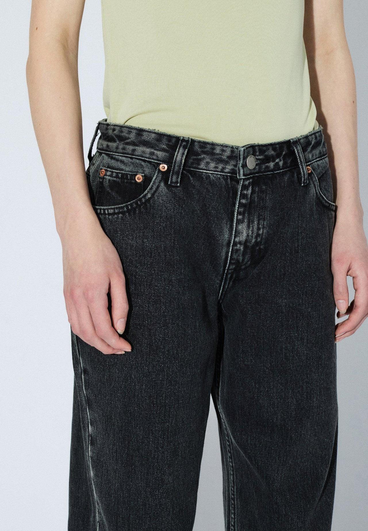 Hill - Aged Black 2310103 V60 DR. DENIM 