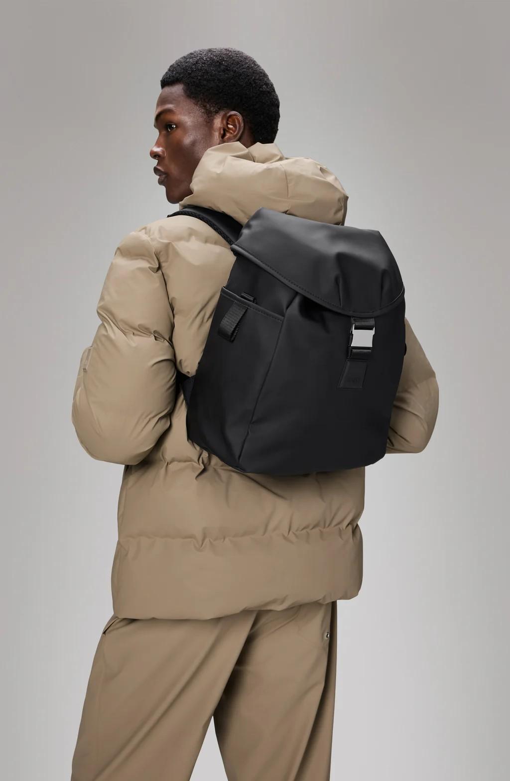 Valera Bucket Backpack RA14840 BLA RAINS 
