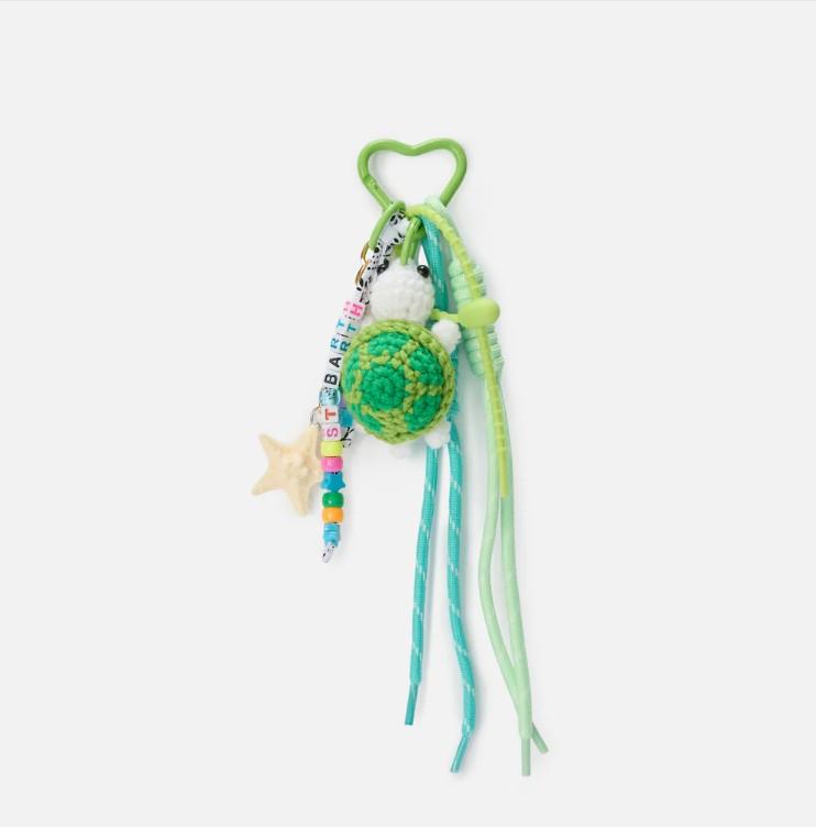 Funny Charm con tartaruga crochet, perline e cordini multicolore FUNC001 00741L MC2 SAINT BARTH 
