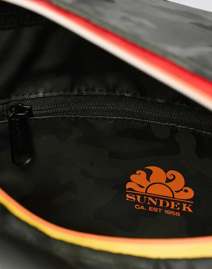 Zaino camou con tracolla regolabile AM237ABPJ153 30253 SUNDEK 