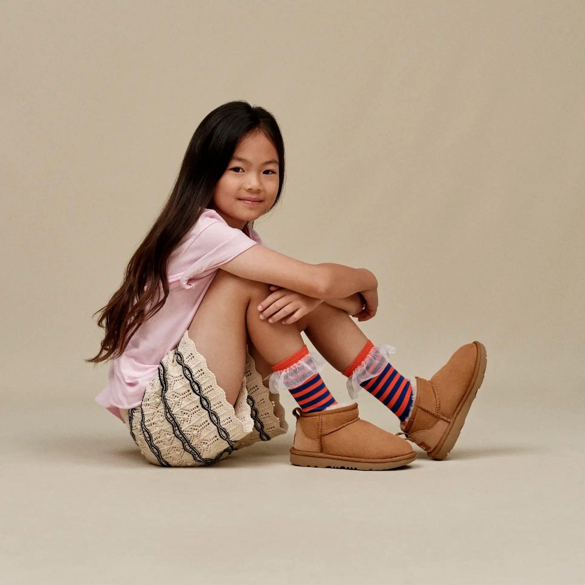 Bambini Stivali Classic Ultra Mini 1130750T CHE UGG 