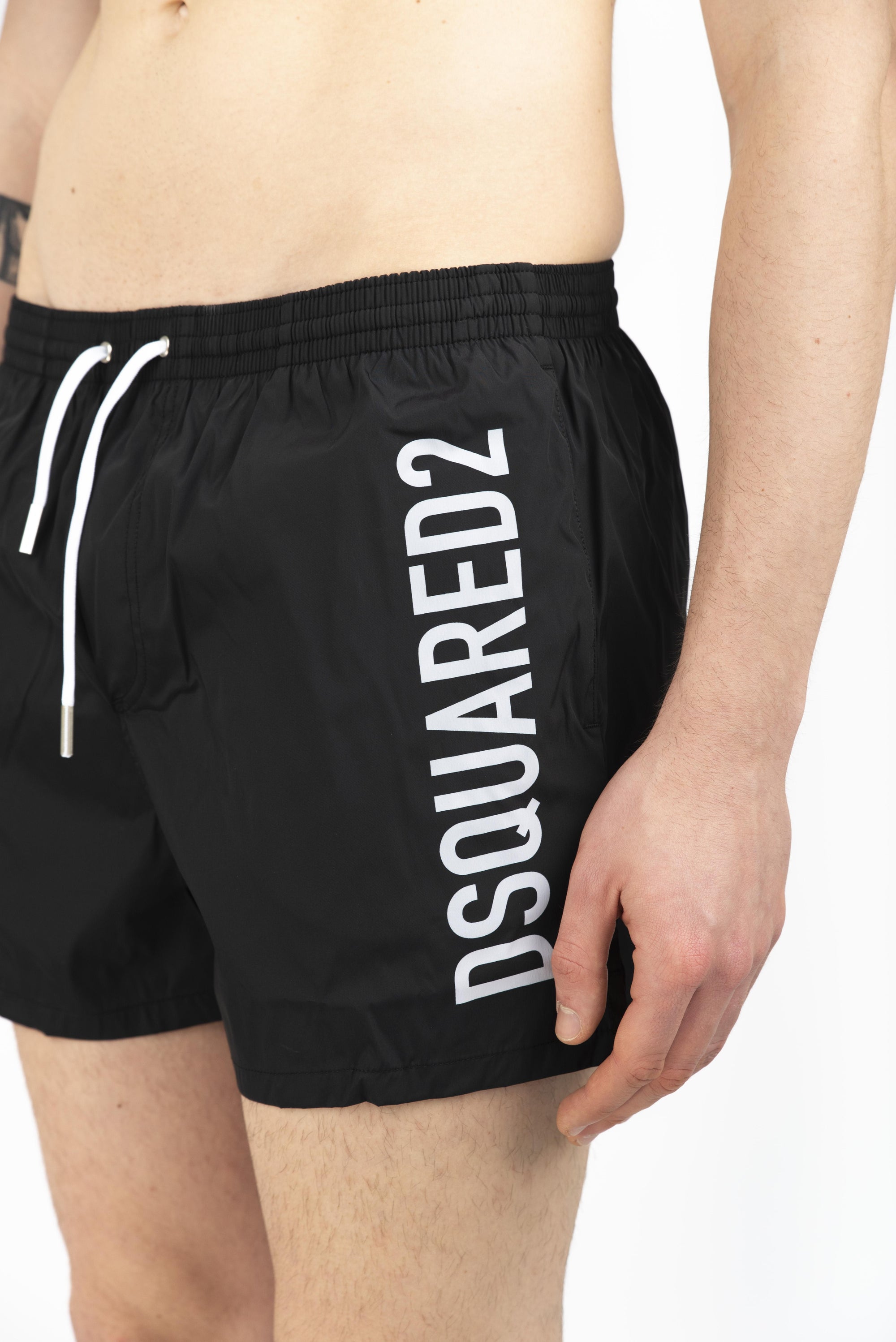 Swim boxer midi nero con side logo bianco D7B646000 010 DSQUARED BEACHWEAR 