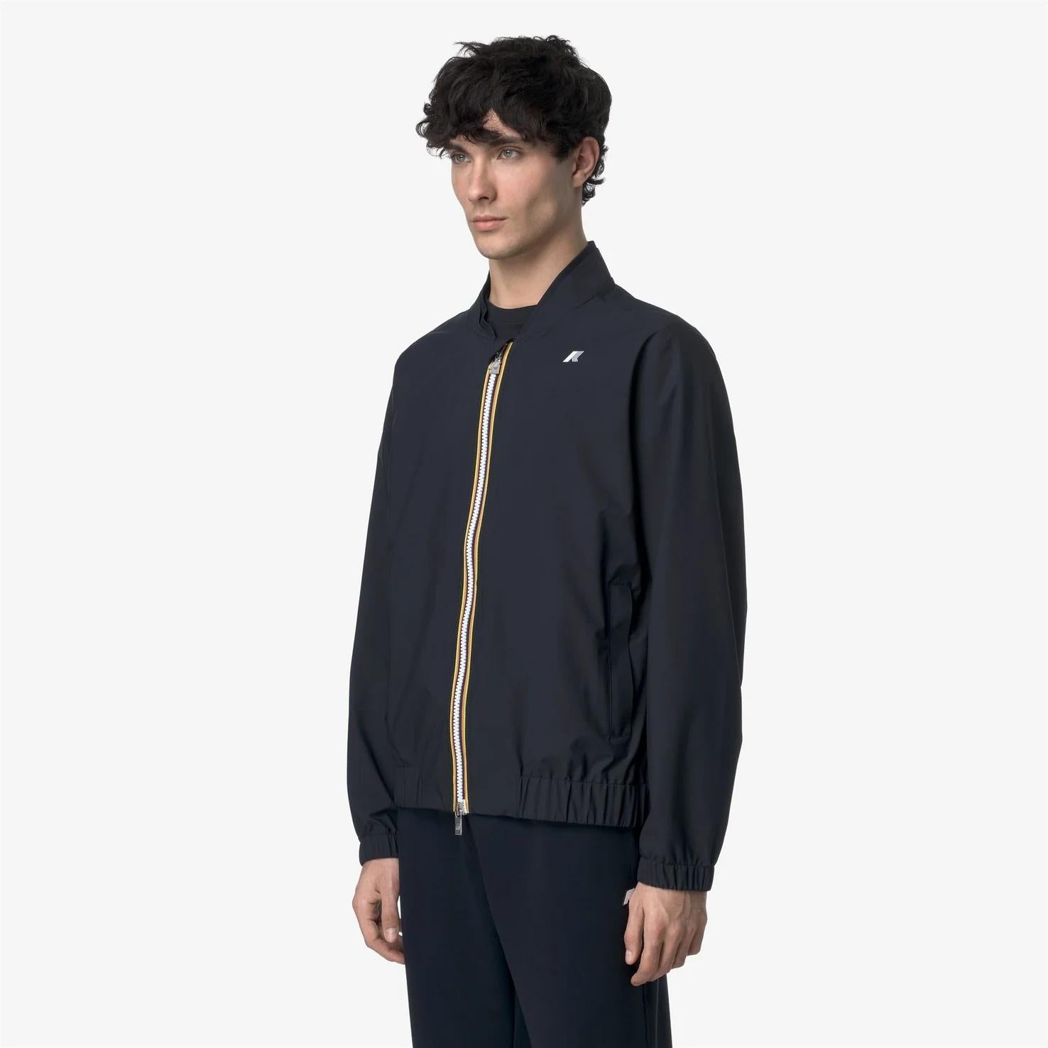 Giacca impermeabile slim fit da uomo blu per condizioni meteorologiche variabili K51376W K89 K-WAY 