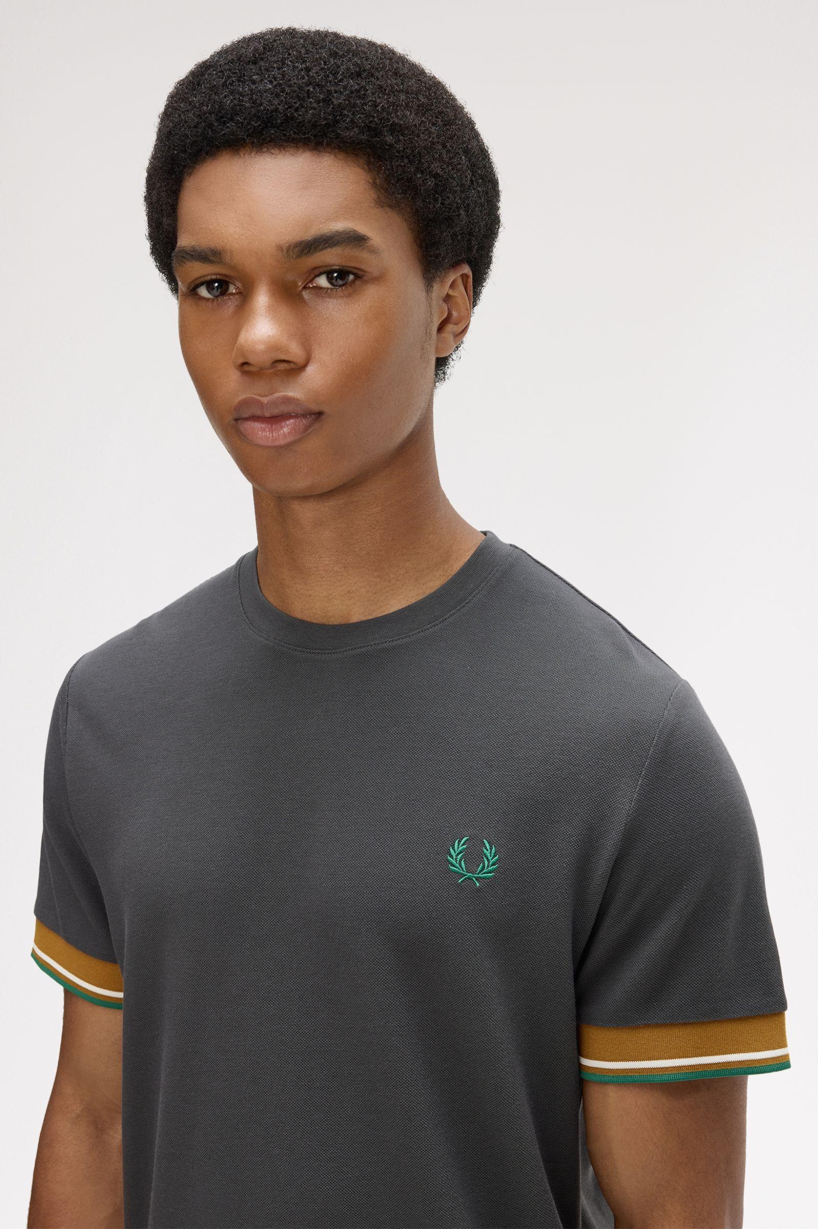 T-Shirt Con Doppia Riga Sul Bordo Manica M239658 297 FRED PERRY 