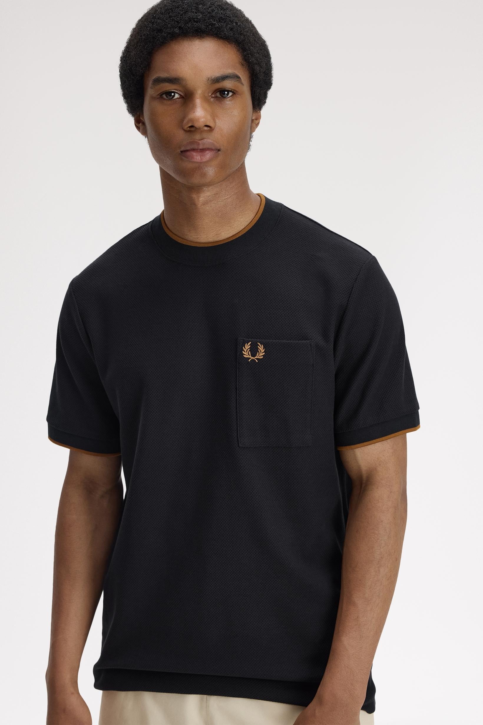 T-shirt con logo M239557 102 FRED PERRY 